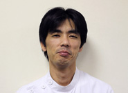 山﨑 友也