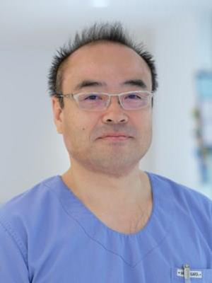 高坂 佳宏