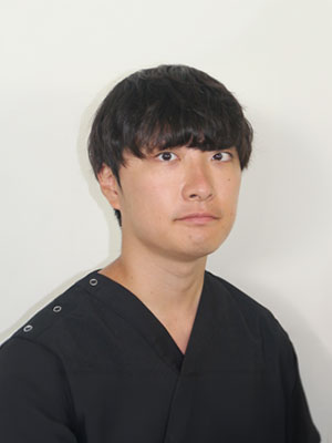 山室　英太郎